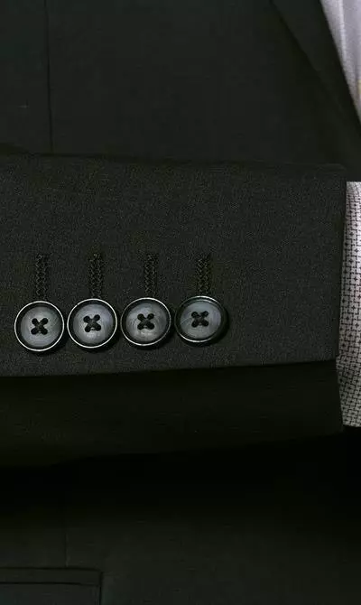 Pierre Cardin Anzug 52261+72240/810/55801/2000 Regular Fit, Schurwoll-Stretch Futureflex, Schwarz 6 Pierre Cardin Anzug 52261+72240/810/55801/2000 Regular Fit, Schurwoll-Stretch Futureflex, Schwarz – Bild 4